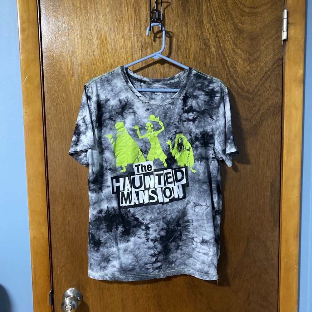 Disney Parks Haunted Mansion Hitchhiking Ghosts Tie Dye T-Shirt Gray Medium
